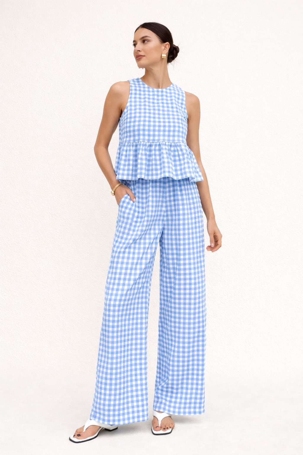 Mirabella women's set: top with ruffle and wide-leg trousers