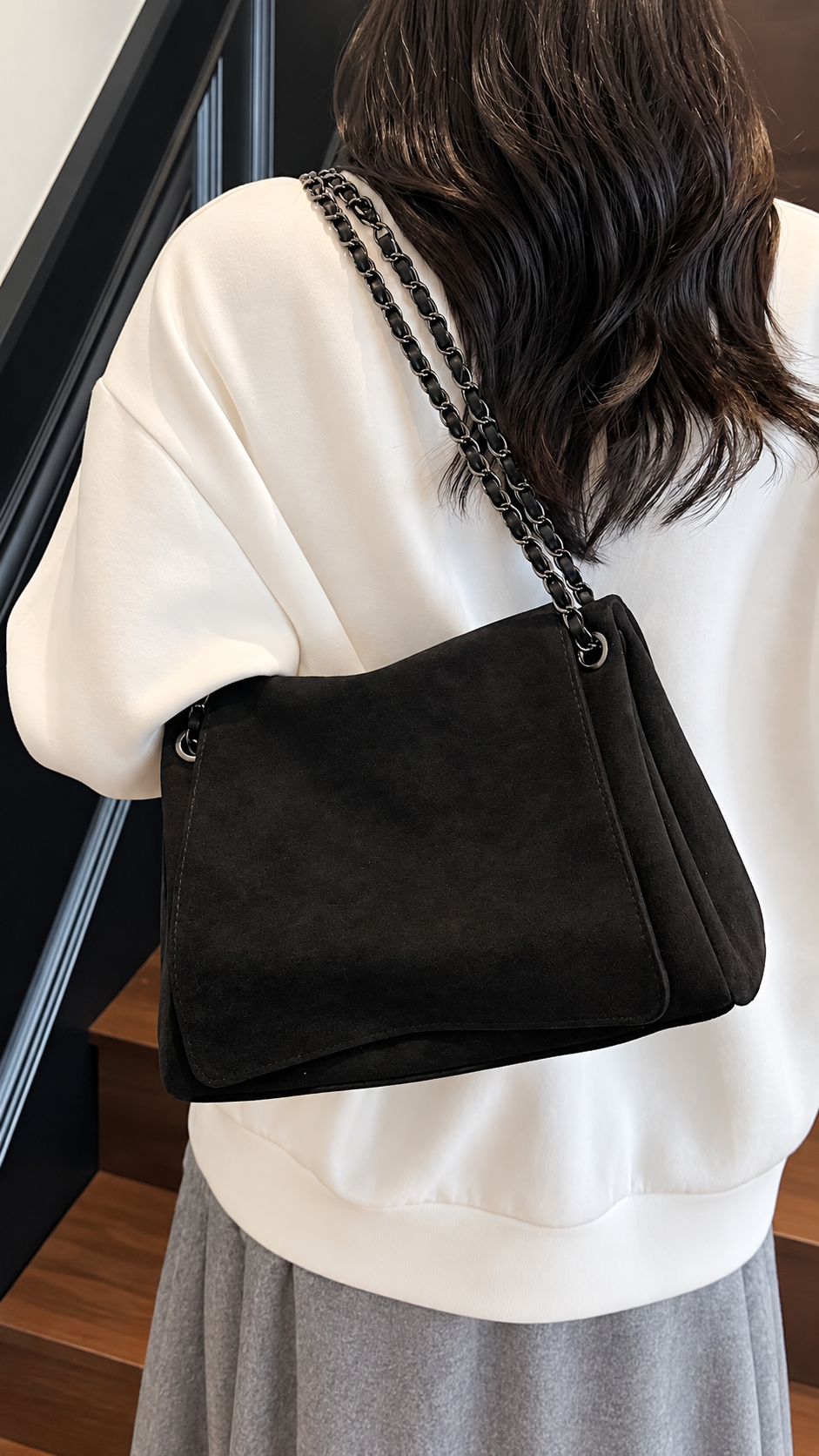 AVERA | The Solenne Chain Bag