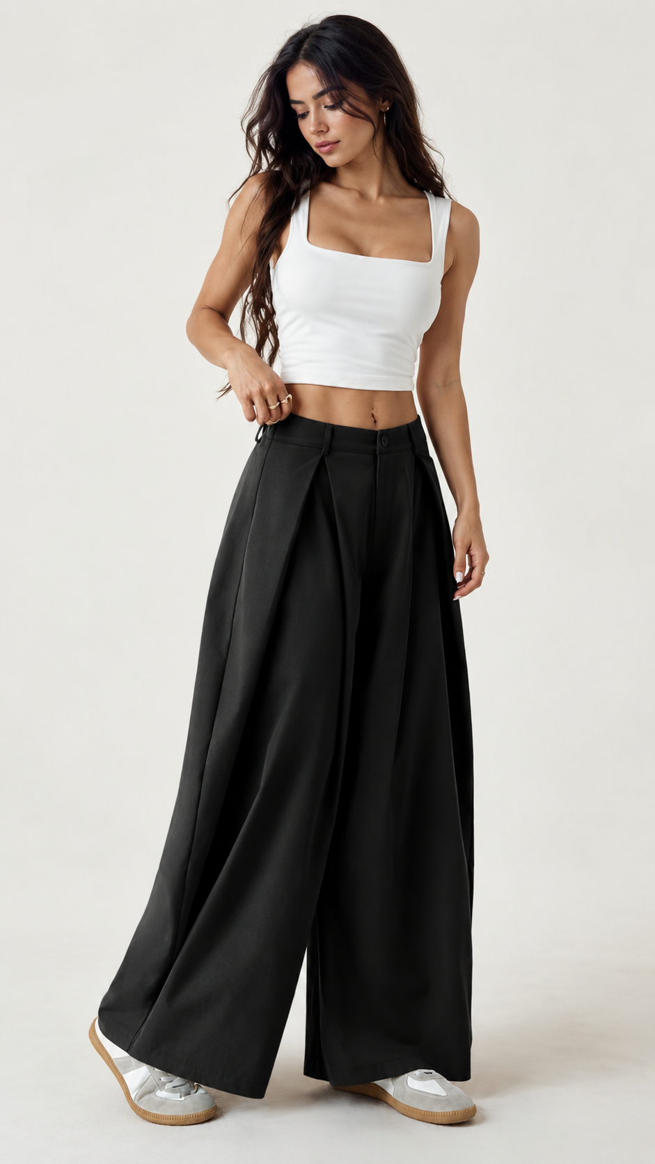 Avélia Pleated Wide-Leg Trousers
