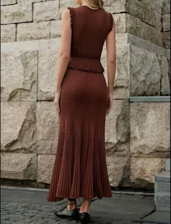 Elara Ribbed Knit Midi Dress