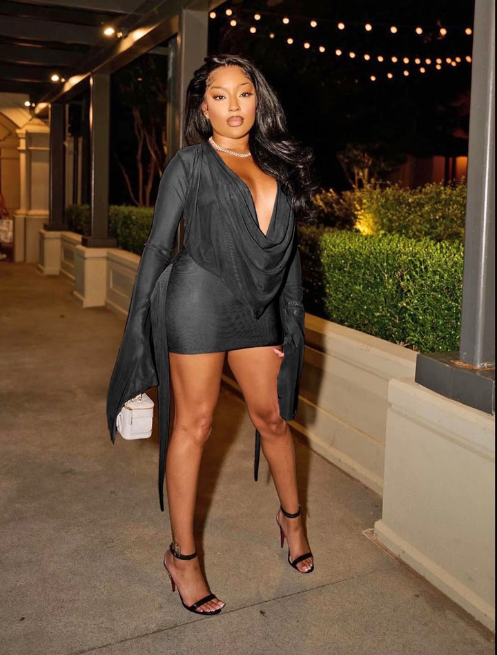 Noir Drape Mini