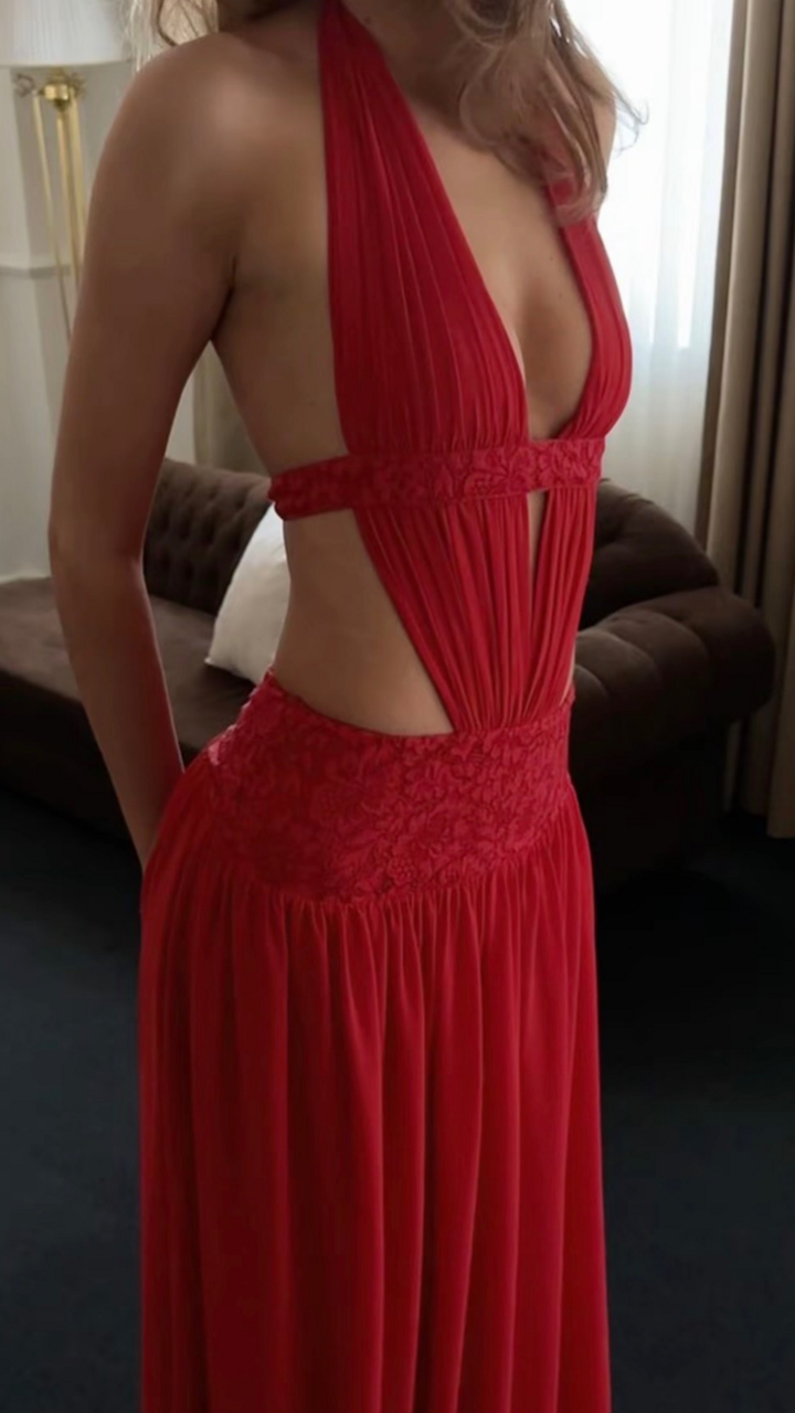 Scarlet Siren Gown
