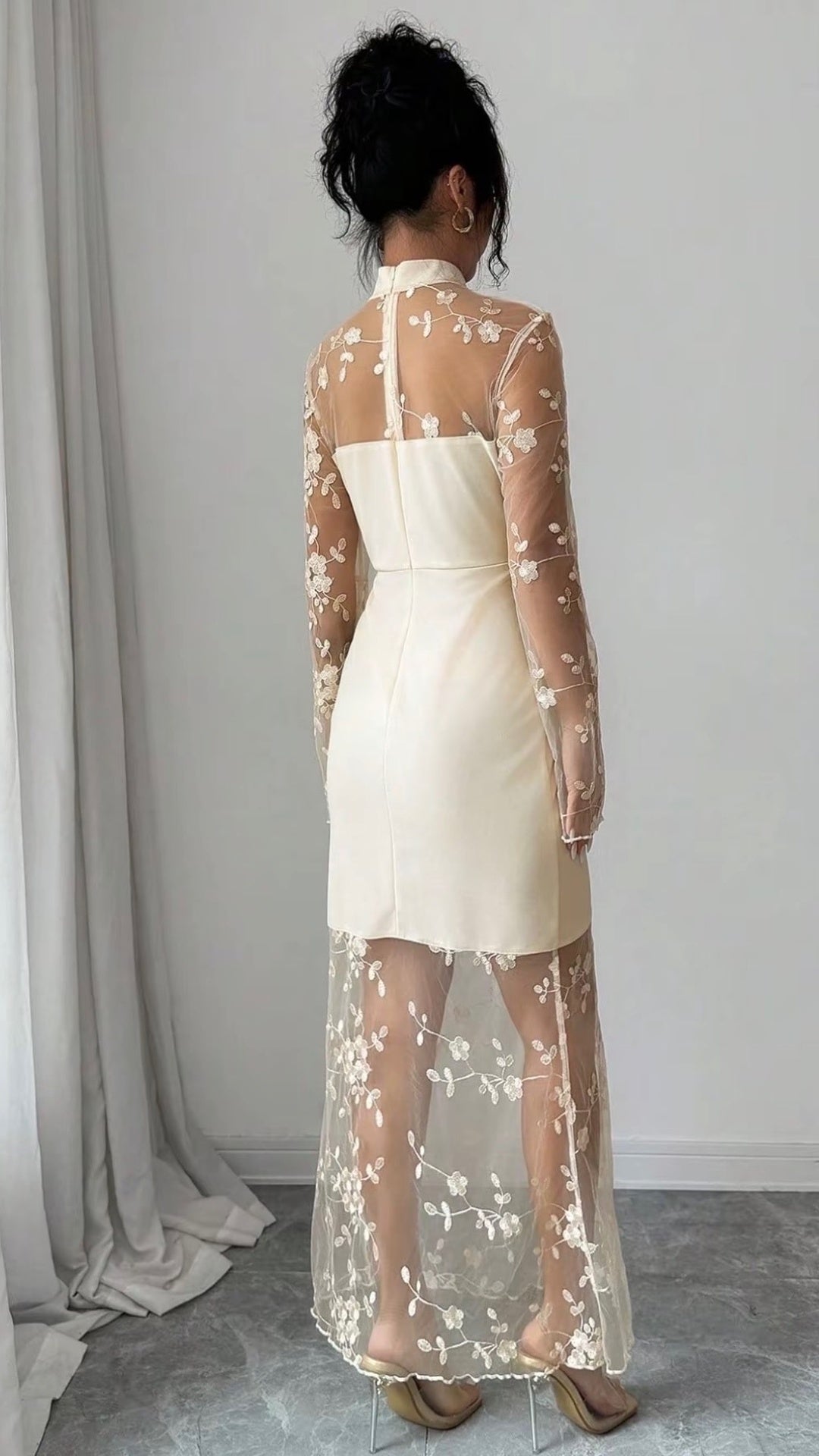 ÉLORA | The Fleur Lace Maxi Dress