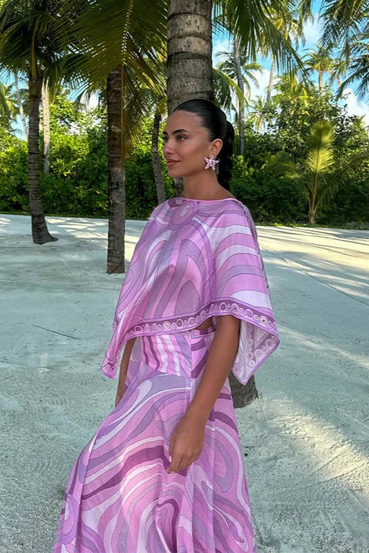 Chic Top & Flowing Skirt