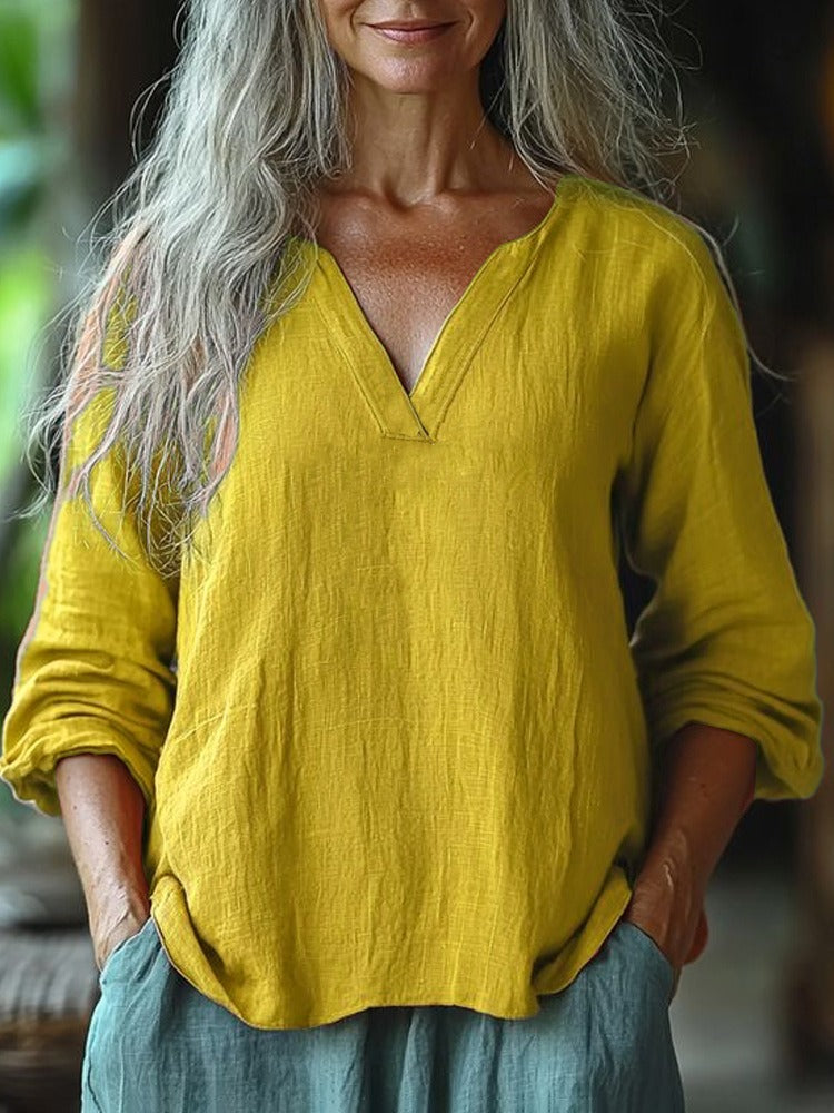 VivaLoom™ Essential V-Neck Tee